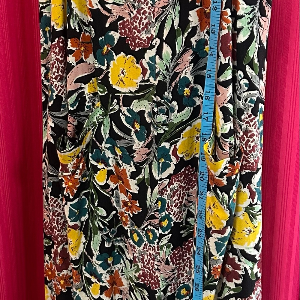 NATURAL LIFE Vibrant Floral jumper